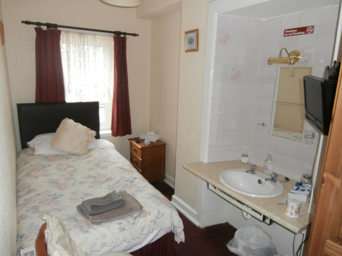 Monorene Guest House Galashiels Exterior foto