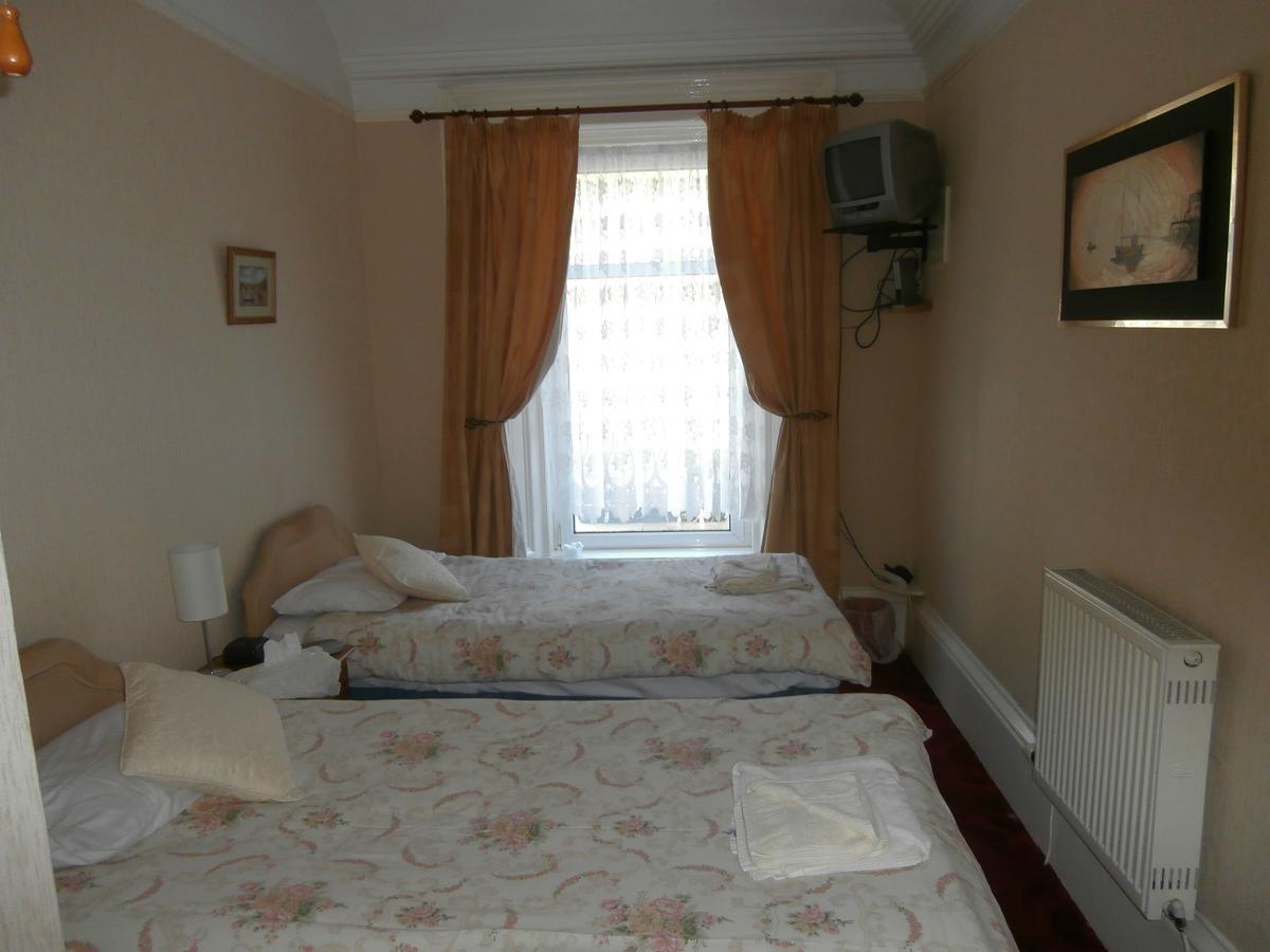 Monorene Guest House Galashiels Exterior foto